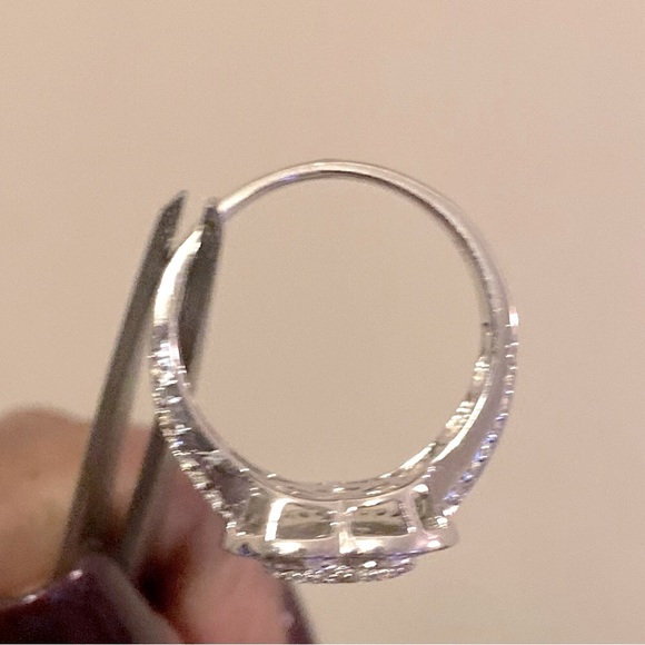 925 Sterling Silver Heart Ring - Picture 5 of 8